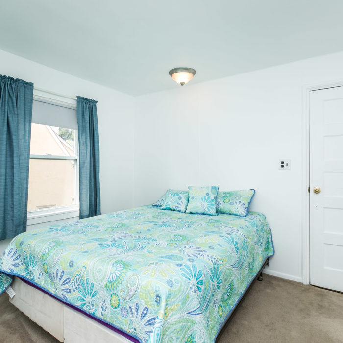 42 Admiral Boulevard bedroom blue