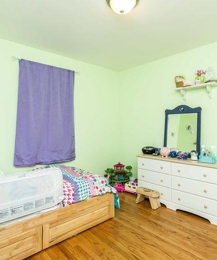 2508 Glencoe Rd. purple bedroom