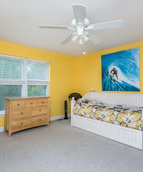 3919 Briar Point Road yellow bedroom