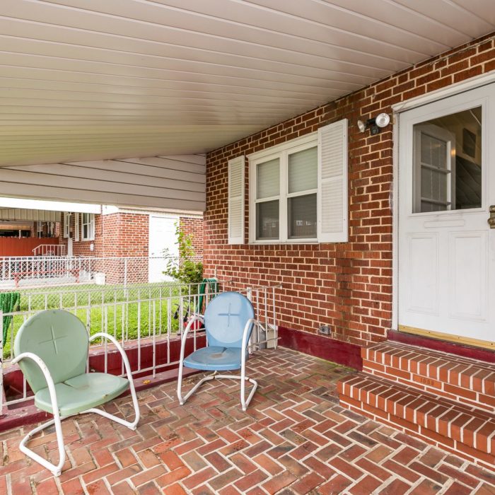 7830 Charlesmont Rd. back brick patio covered
