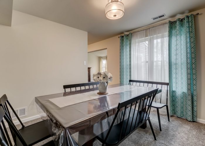3009 Lilac Court, dining room table