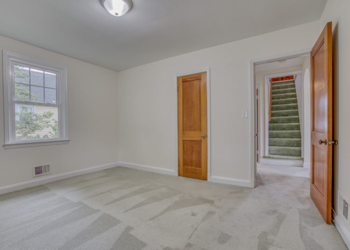 3306 Woodside Ave., bedroom with view of stairs