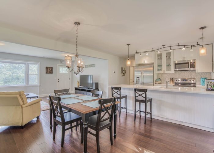1417 Buckthorn Drive, dining room and kitchen with lots of light