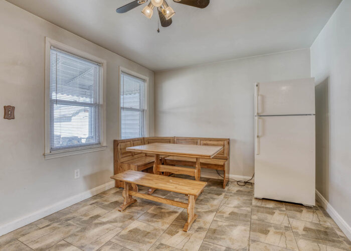 1904 Searles Rd., kitchen dining with ceiling fan