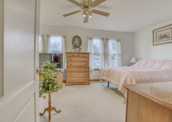 198 Donizetti Ct., second bedroom with ceiling fan