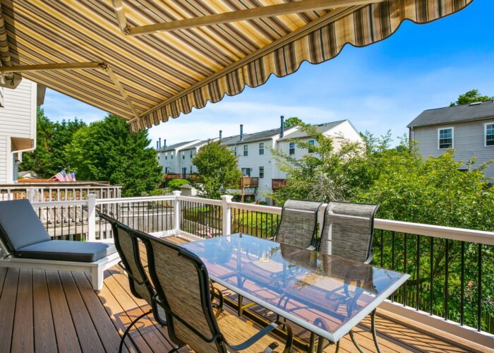 47 Cedarcone Court, deck with retractable awning