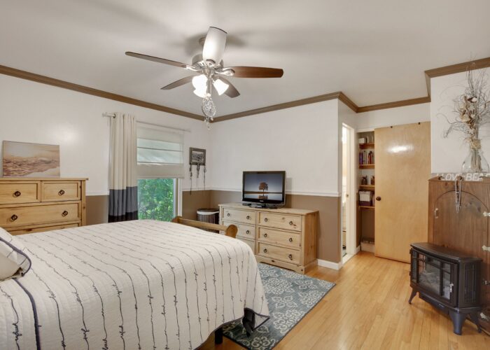 808 Gary Drive, bedroom 1 with ceiling fan