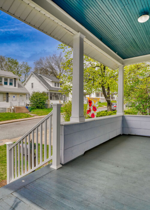 4116 Marx Ave, covered front porch with stairs