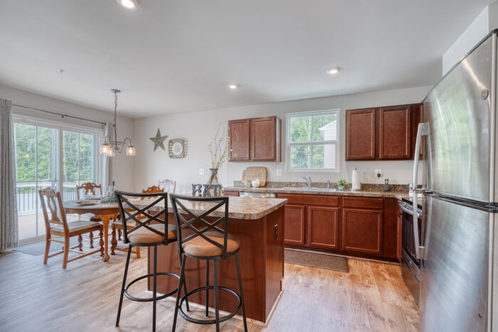 4 Shire Hall Ct., kitchen breakfast bar and cabinets
