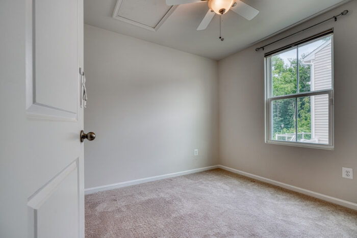 4 Shire Hall Ct., bedroom #2 with ceiling fan