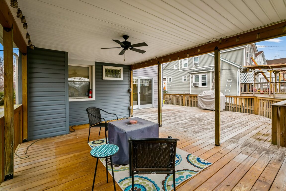 3307 Beverly Road, spacious deck