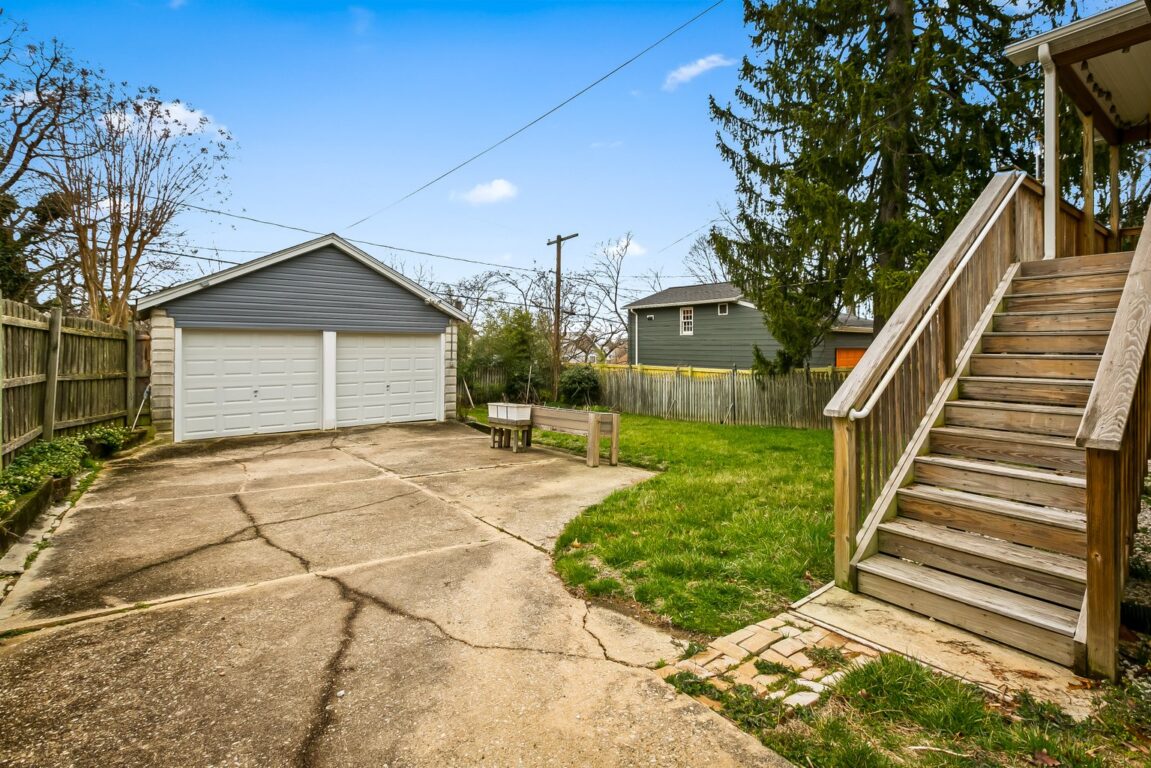 3307 Beverly Road, steps from deck and 2-car garage