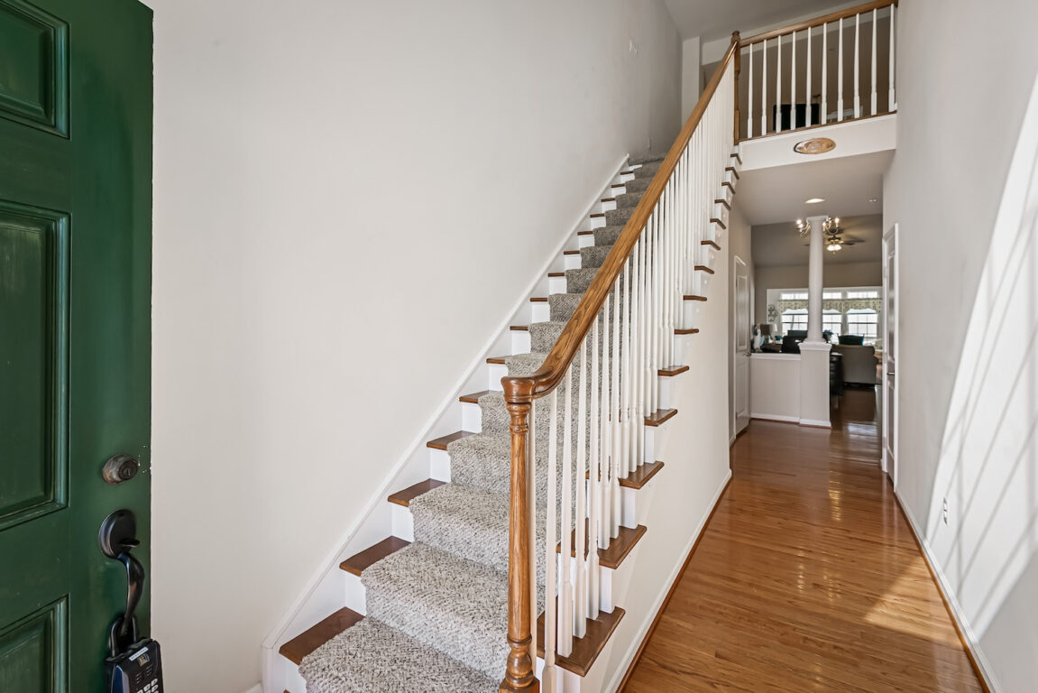 307 Tufton Circle, two story high ceiling in entryway