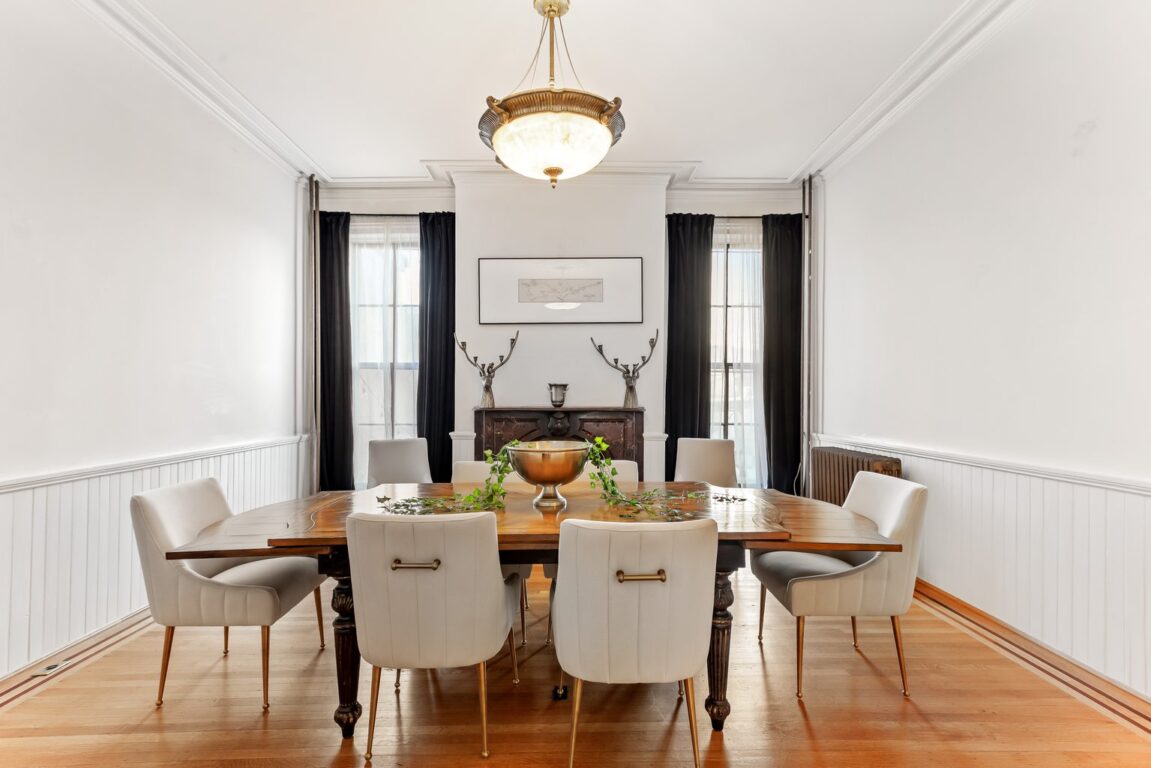 15 W Chase St, dining room with hardwood floors.