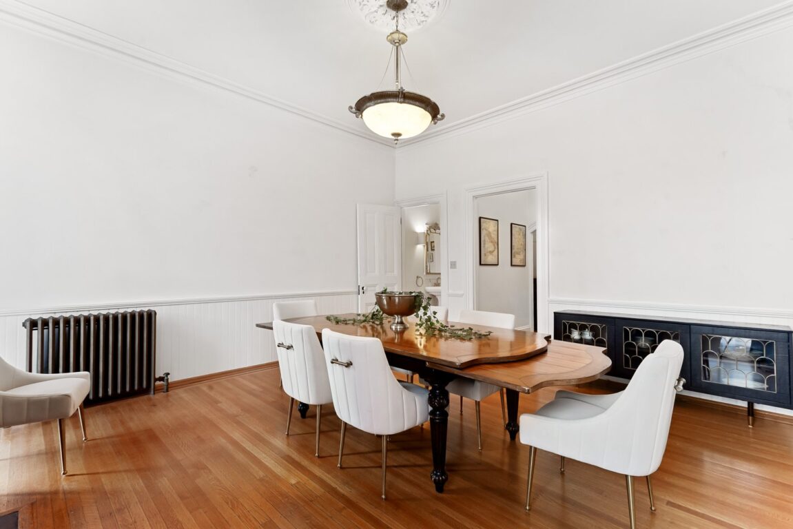 15 W Chase St, dining room with pendant light fixture.