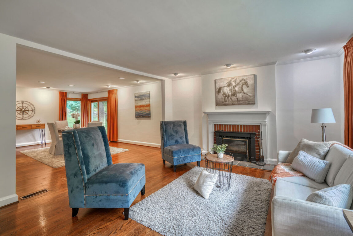 31 Millstone Road, living room with fireplace.